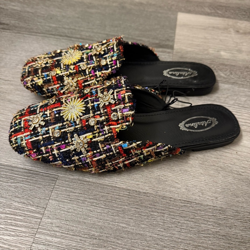 NWOT Embellished Multicolor Tweed Slip-On Mules - Picture 2 of 2